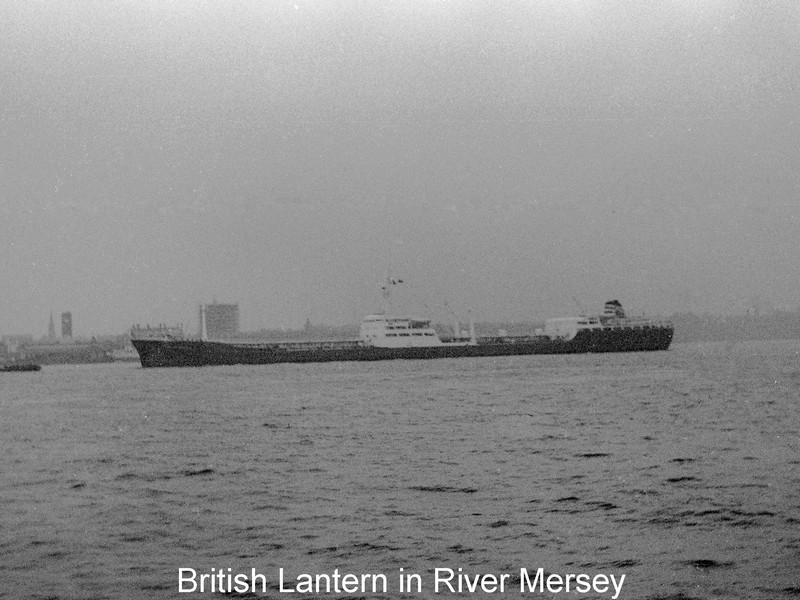 Click image for larger version  Name:	British Lantern.jpg Views:	0 Size:	125.2 KB ID:	44889