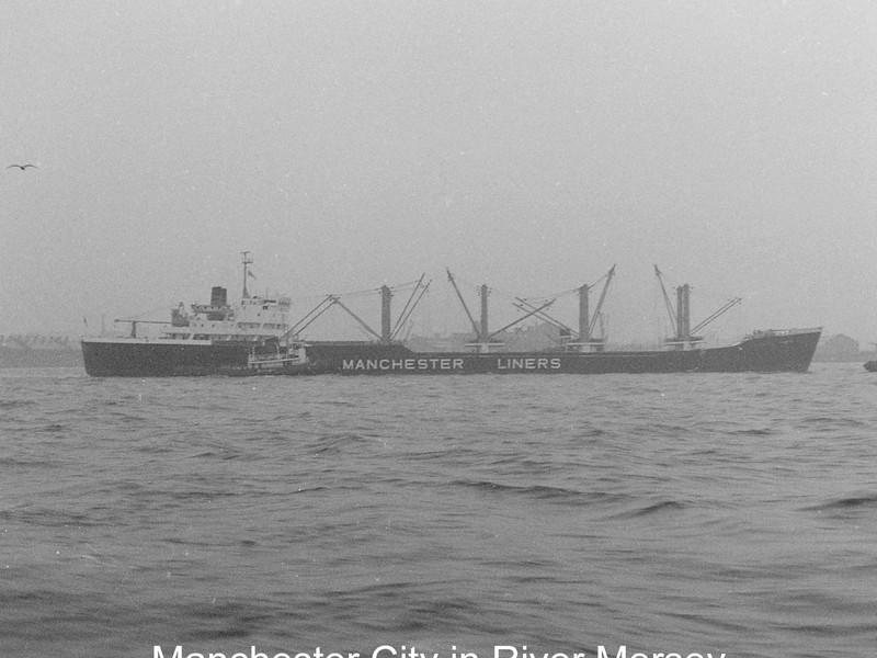 Click image for larger version

Name:	Manchester City in Mersey .jpg
Views:	0
Size:	109.5 KB
ID:	45065