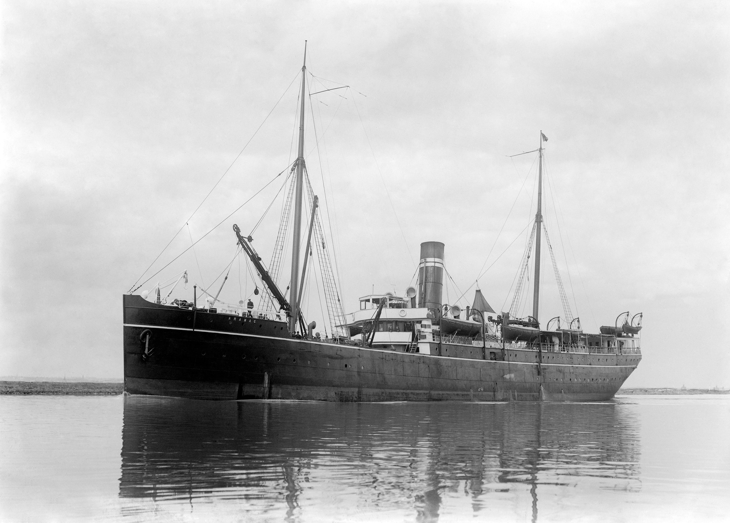 Click image for larger version

Name:	ARAMAC%20%20070099ec.jpg
Views:	0
Size:	717.2 KB
ID:	56441