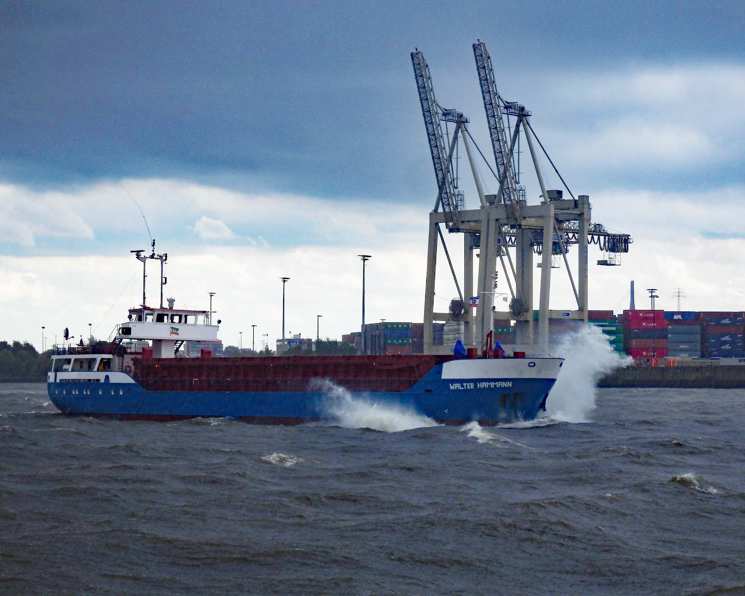 Click image for larger version  Name:	P8033454af730.jpg Views:	0 Size:	297.7 KB ID:	61304