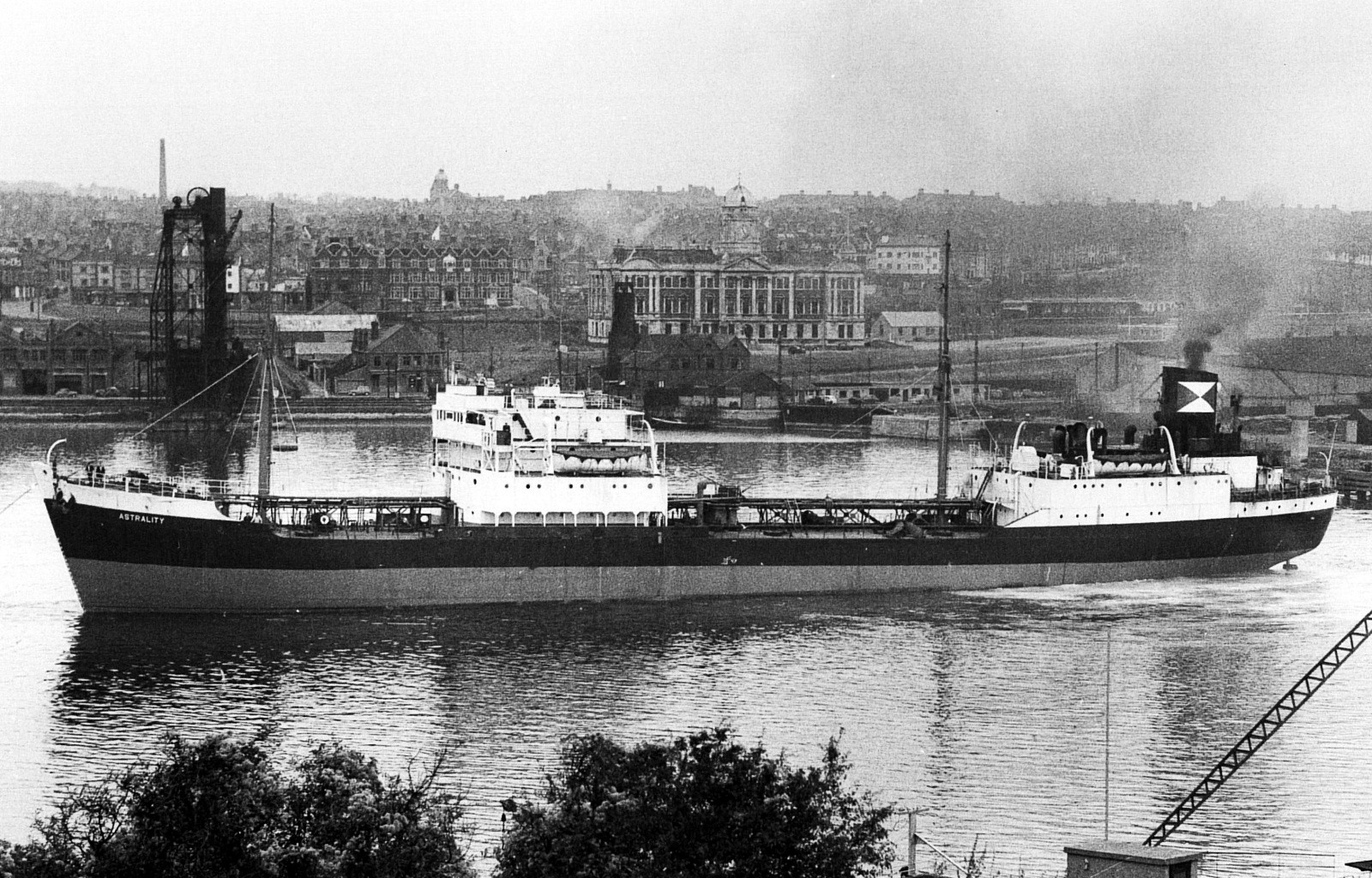 Click image for larger version

Name:	Astrality-03.jpg
Views:	0
Size:	594.0 KB
ID:	67305